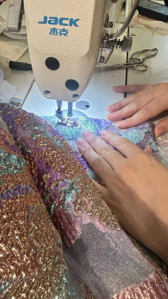 CUT SEW SERVICES   ARNIA TEXTILE FASHION   Italian Sustainable Luxury